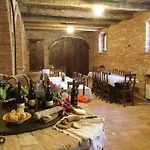 Hotel Castel Martino Cortemilia