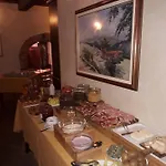 Castel Martino Hotel Cortemilia