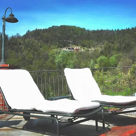 Castel Martino Alloggio per agriturismo *