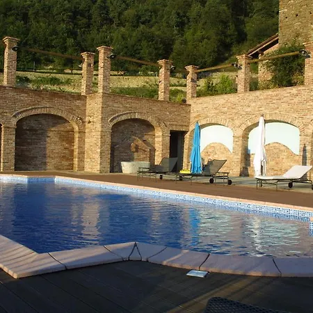 Castel Martino Ξενοδοχείο Cortemilia